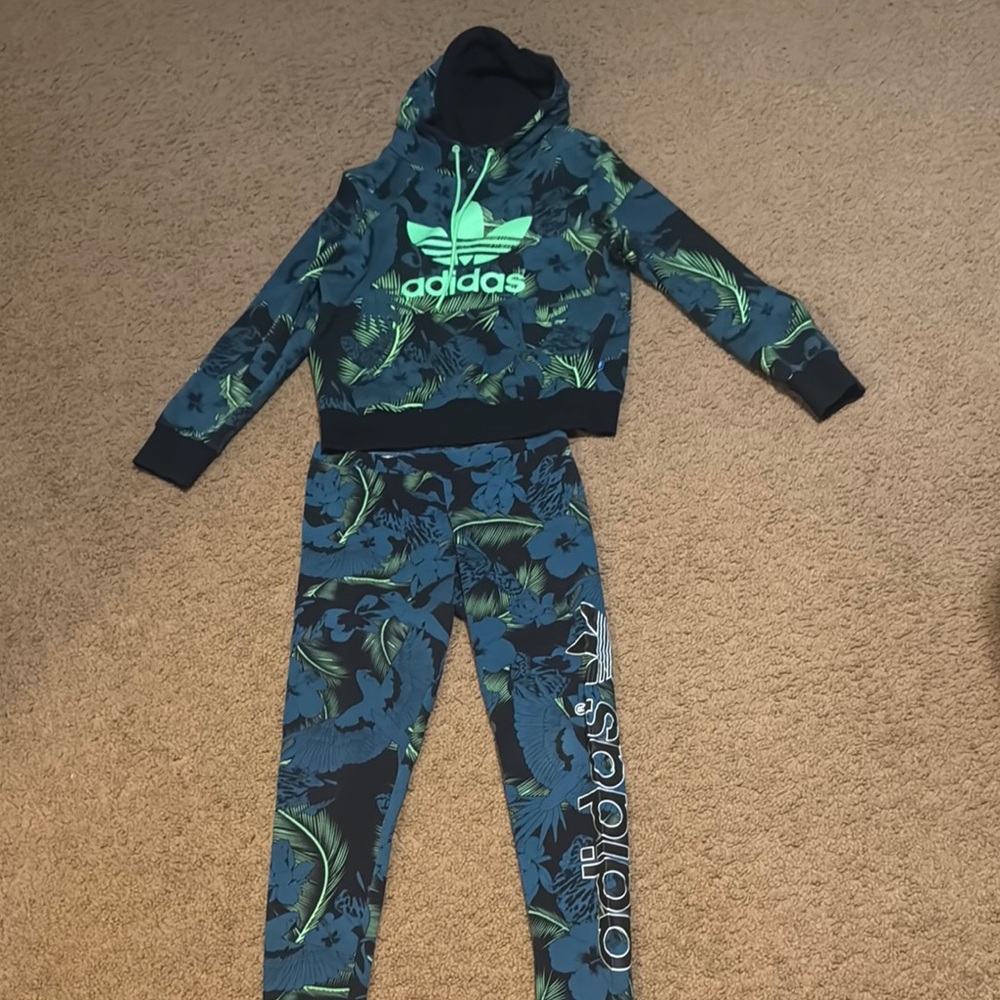 Adidas tropical outfit